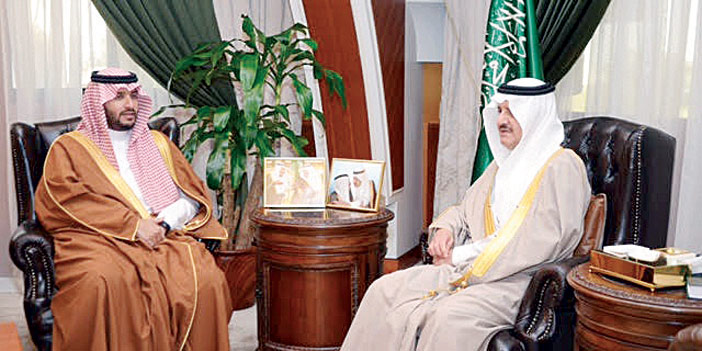  الأمير سعود بن نايف خلال استقبال الأمير تركي بن محمد للاطلاع على تقرير الاستعدادات