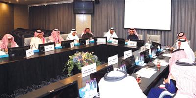 غرفة الرياض تبحث تعزيز التنمية المتوازنة بالمحافظات 