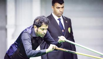 عمر العجلاني يتأهل إلى دور الـ32 في بطولة العالم للسنوكر 