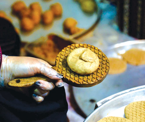 أكثر من 1500 من الأسر المنتجة والحرفية في مهرجان الكليجا ببريدة 