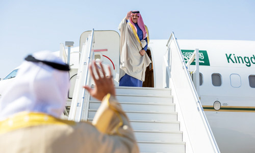  من مغادرة سموه