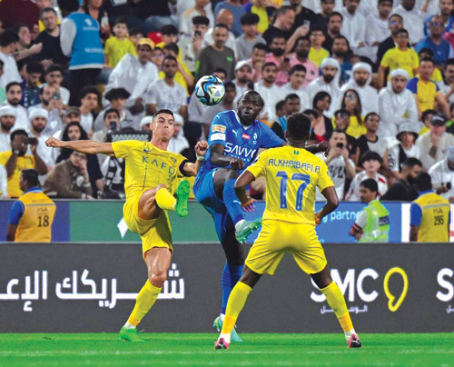 ديربي الهلال والنصر.. المباراة الأكثر اشتعالاً في الدوري