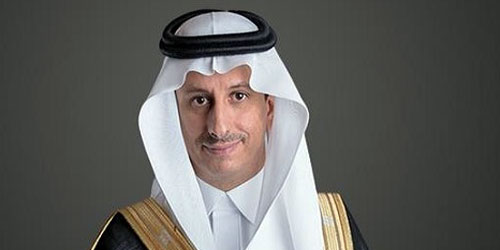  وزير السياحة