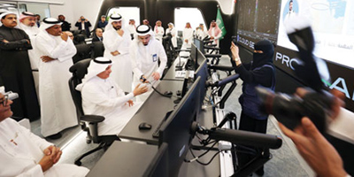 وزير البيئة يدشن «المختبر الطائر»  الأحدث عالمياً لاستمطار السحب 