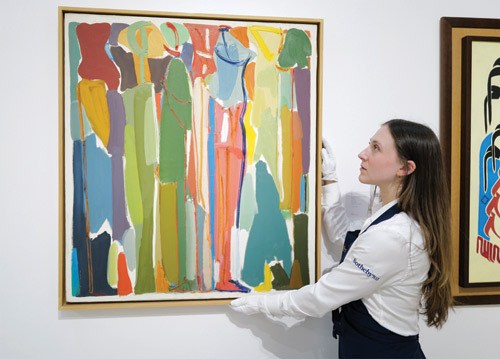 «سوذبيز» تُقيم مزادًا في الدرعية لأكثر من 60 تحفة فنية 