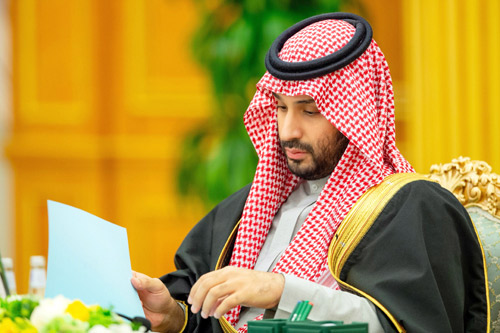  ولي العهد خلال ترؤسه جلسة مجلس الوزراء