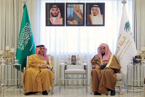 النائب العام يبحث مع وزير التعليم تعزيز التكامل والتعاون 