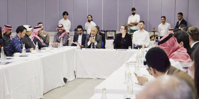 الحكومة اليمنية تدين اقتحام مليشيا الحوثي الإرهابية للمكاتب الأممية وتقويض العمل الإنساني 