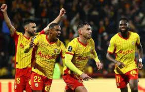 لانس يتغلب على لوهافر ويعتلي صدارة الدوري الفرنسي 