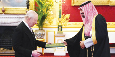 الأمير عبدالله بن خالد بن سلطان يقدم أوراق اعتماده سفيراً لدى المملكة المتحدة وإيرلندا الشمالية 