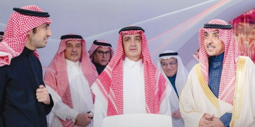 وزير الإعلام يدشن المبنى الرئيس الجديد لـ«العربية» في الرياض 