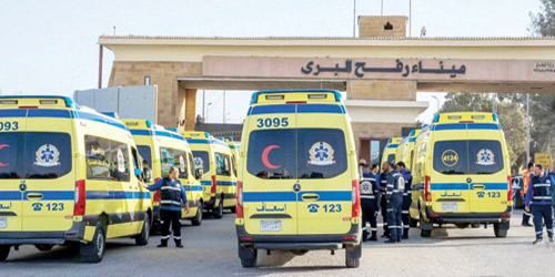 معبر رفح البري يستقبل الدفعة الخامسة من العائدين الفلسطينيين إلى غزة 