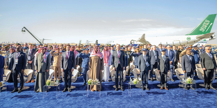 تحت رعاية خادم الحرمين ونيابة عنه 