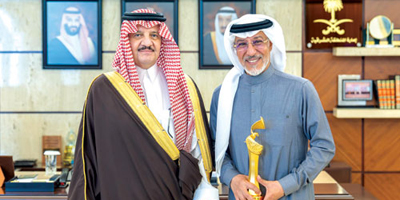 أمير المنطقة الشرقية يستقبل الفنان عبدالمحسن النمر 