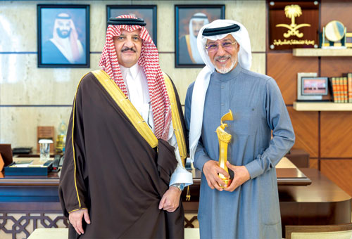 أمير المنطقة الشرقية يستقبل الفنان عبدالمحسن النمر 