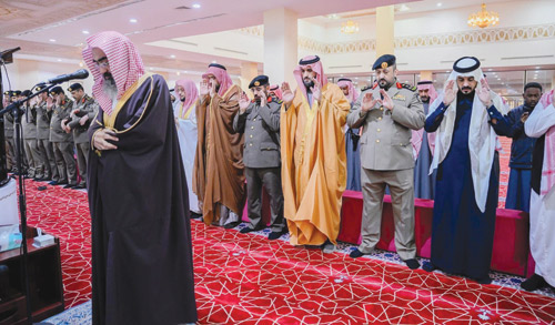 المصلون يؤدون صلاة الاستسقاء في جميع مناطق المملكة 