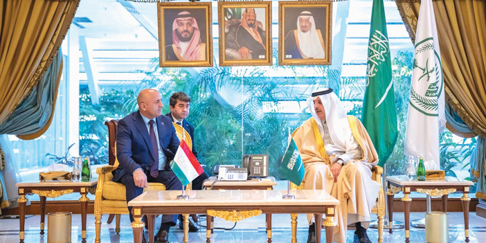 ابن عياف يبحث مع نائب وزير داخلية طاجيكستان تعزيز التعاون الأمني 