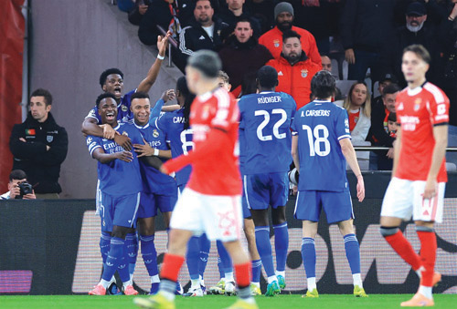 ريال مدريد يتغلّب على بنفيكا بهدف في ملحق أبطال أوروبا 