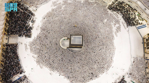 في رحاب الله.. آمنين مطمئنين 