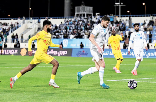  بعد فوزه على الأخدود القادسية ينافس على الصدارة