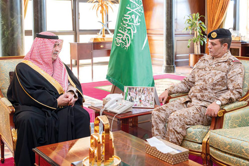 يرعى حفل يوم البر السنوي 