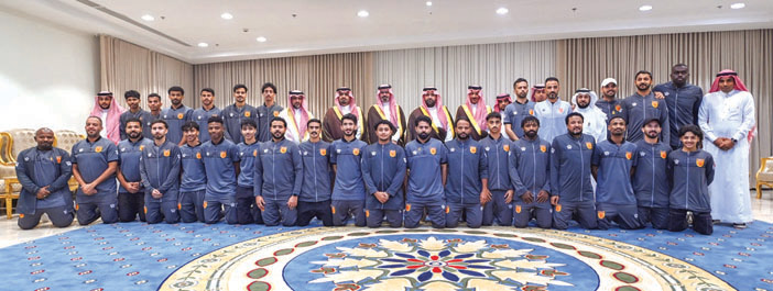 أمير جازان ونائبه يستقبلان إدارة نادي بيش بعد صعوده للثانية 