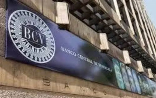 البنك المركزي الفنزويلي يكشف عن نسبة تضخم بلغت 475 % في 2025 