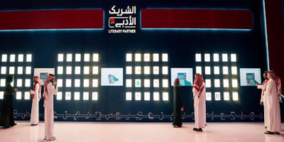 «الشريك الأدبي».. هل يستعيد الأدب هويته فعلاً؟ 