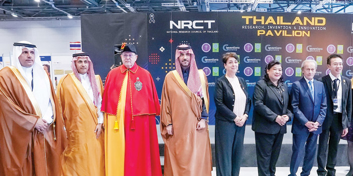 السفير الداود يزور جناح وزارة التعليم بمعرض جنيف الدولي للاختراعات 