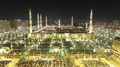 أجواء إيمانية في المسجد النبوي 