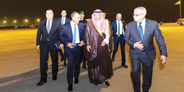 وزير الخارجية المصري يصل إلى الرياض 