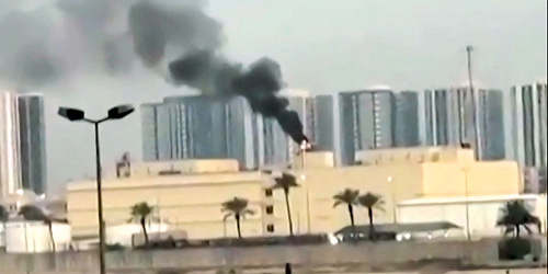 حزب الله العراقي يتعهد بوقف استهداف سفارة أميركا في بغداد 