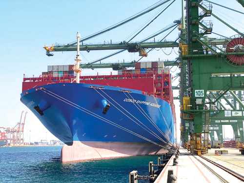 تمديد فترة الإعفاء للحاويات الفارغة الواردة بميناء الملك عبدالعزيز بالدمام وميناء الجبيل التجاري 