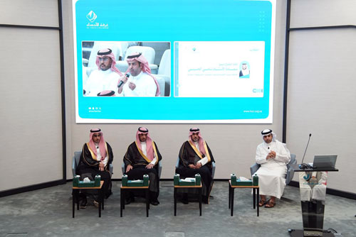 محافظ «منشآت» يلتقي مسؤولي غرفة الأحساء ورواد الأعمال بالمحافظة 