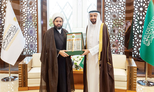 على هامش أعمال منتدى العمرة والزيارة بنسخته الثالثة 2026 